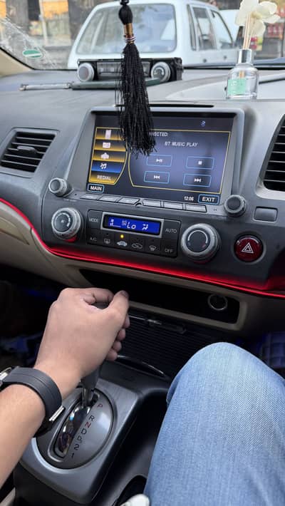 Honda Civic Reborn Climate Control with grip