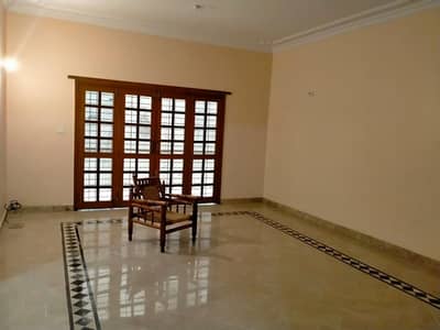 PORTION RENT 3 BED DD 240 SQURE YARD GROUND FLOOR LINE WATER SECURITY PARKING