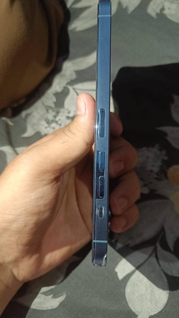 Apple iPhone 13 Pro Max 3