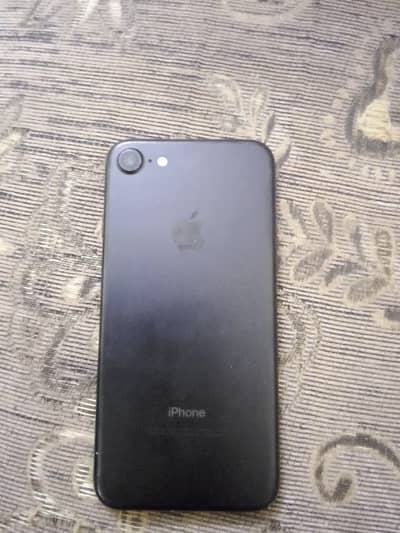 Apple iPhone 7
