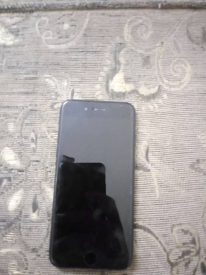 Apple iPhone 7 4