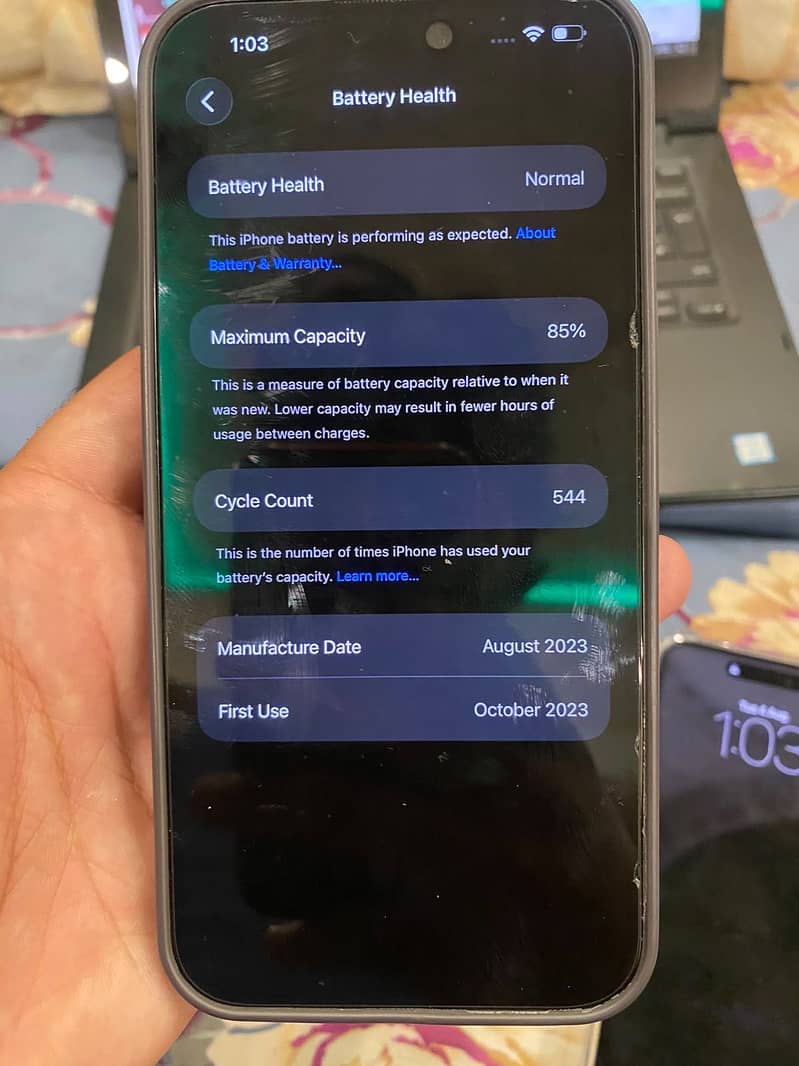 Apple iPhone 15 Pro Max 4
