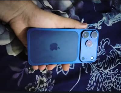 Apple iPhone XR convert 17 pro