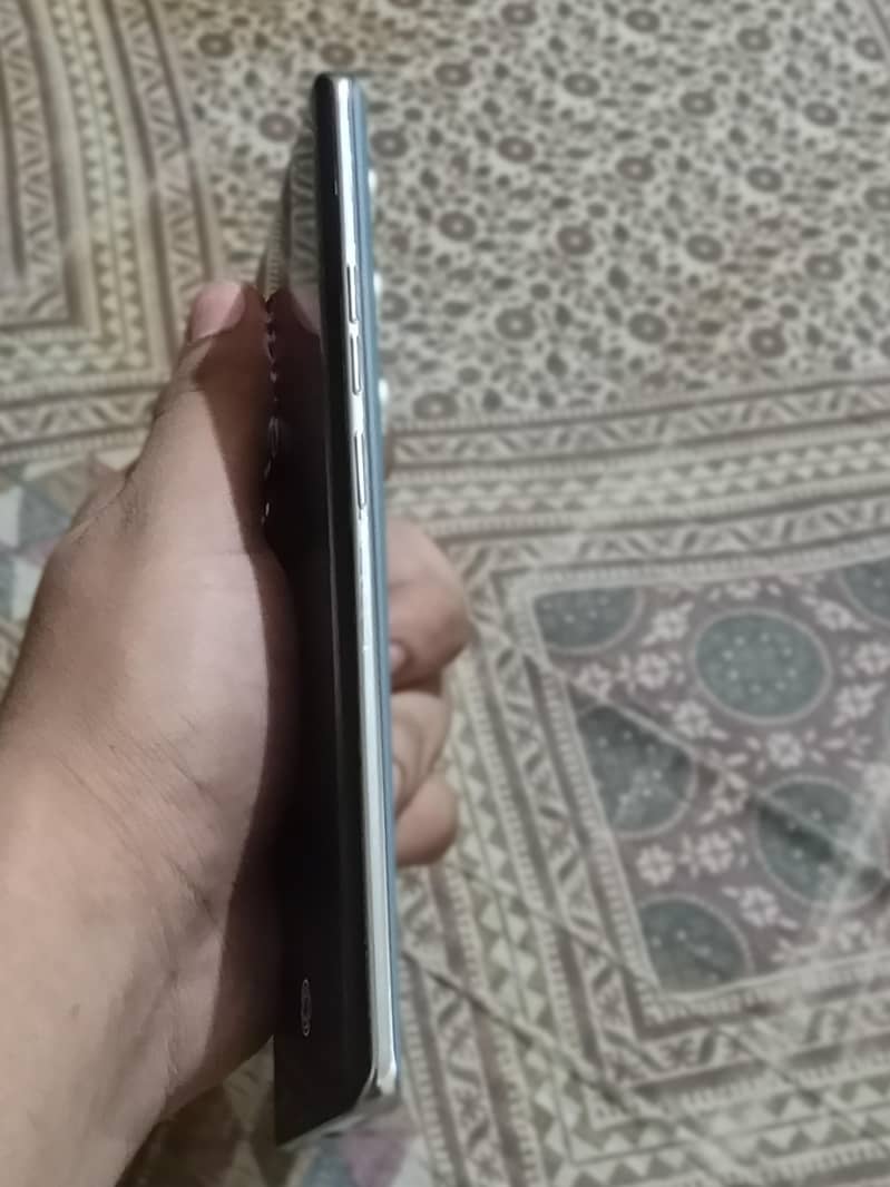 Tecno CAMON 40 Pro 3