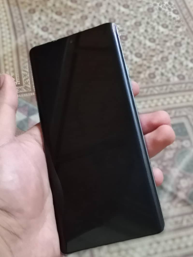 Tecno CAMON 40 Pro 7