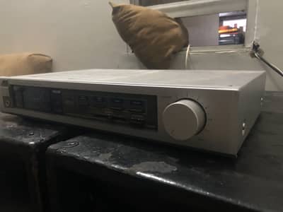 JVC POWER AMPLIFIER 2 channel 210 watt powerfull sound