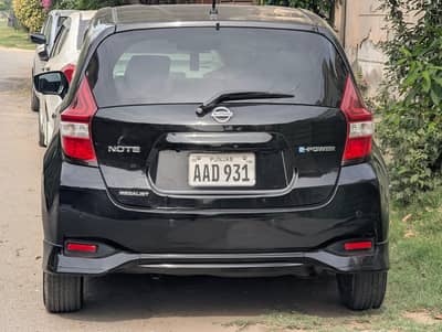 Nissan Note E Power medalist 2017 b2b genioun