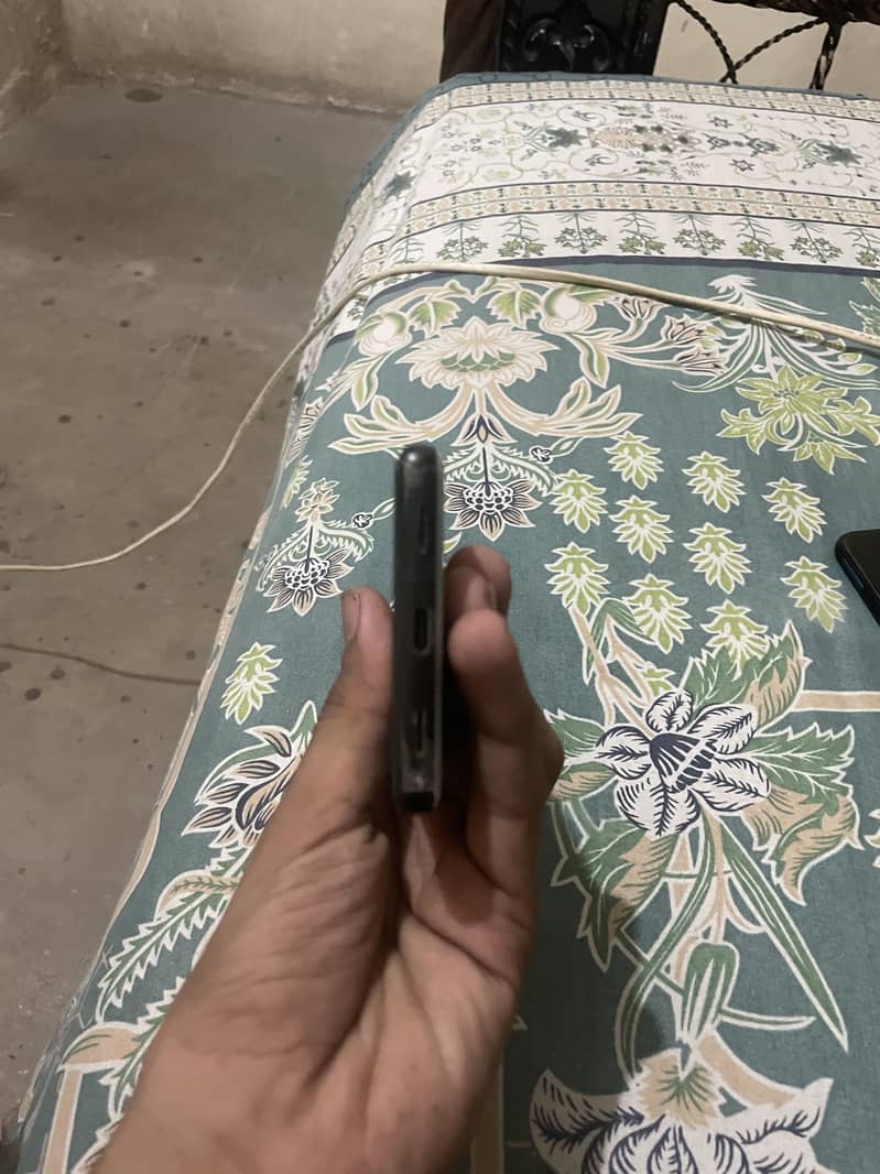 Google pixel 6a 3