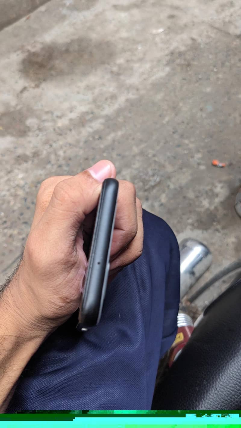 Google Pixel 4 3