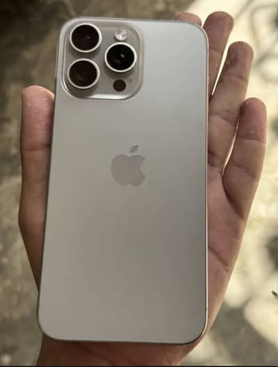 Apple iPhone 15 Pro Max