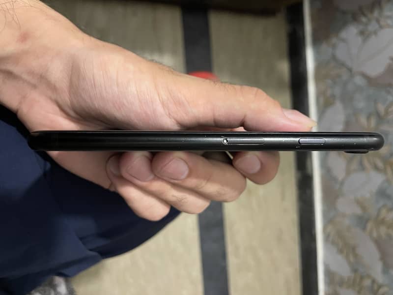 Apple iPhone SE 4
