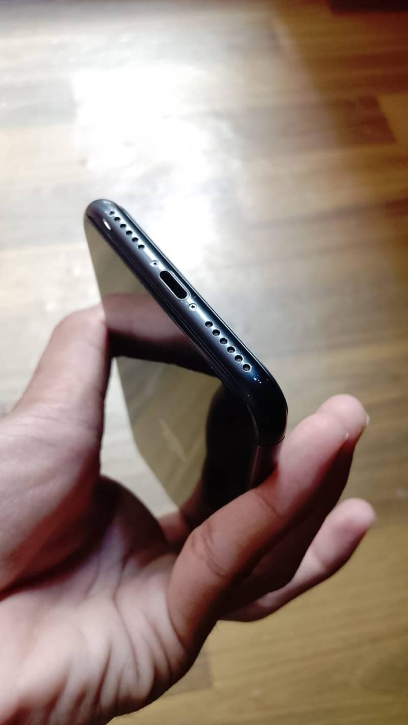 Apple iPhone SE 6