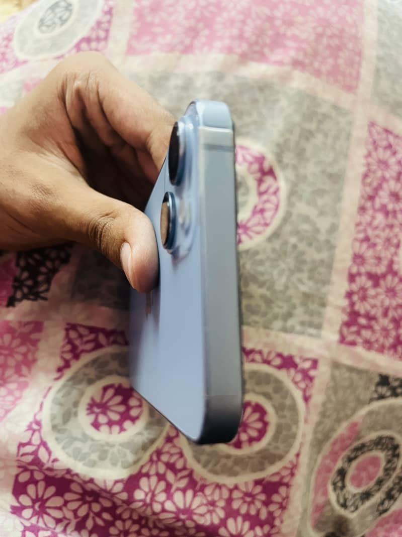 Apple iPhone 14 plus 3