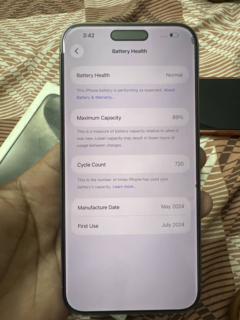Iphone 15 pro max 4