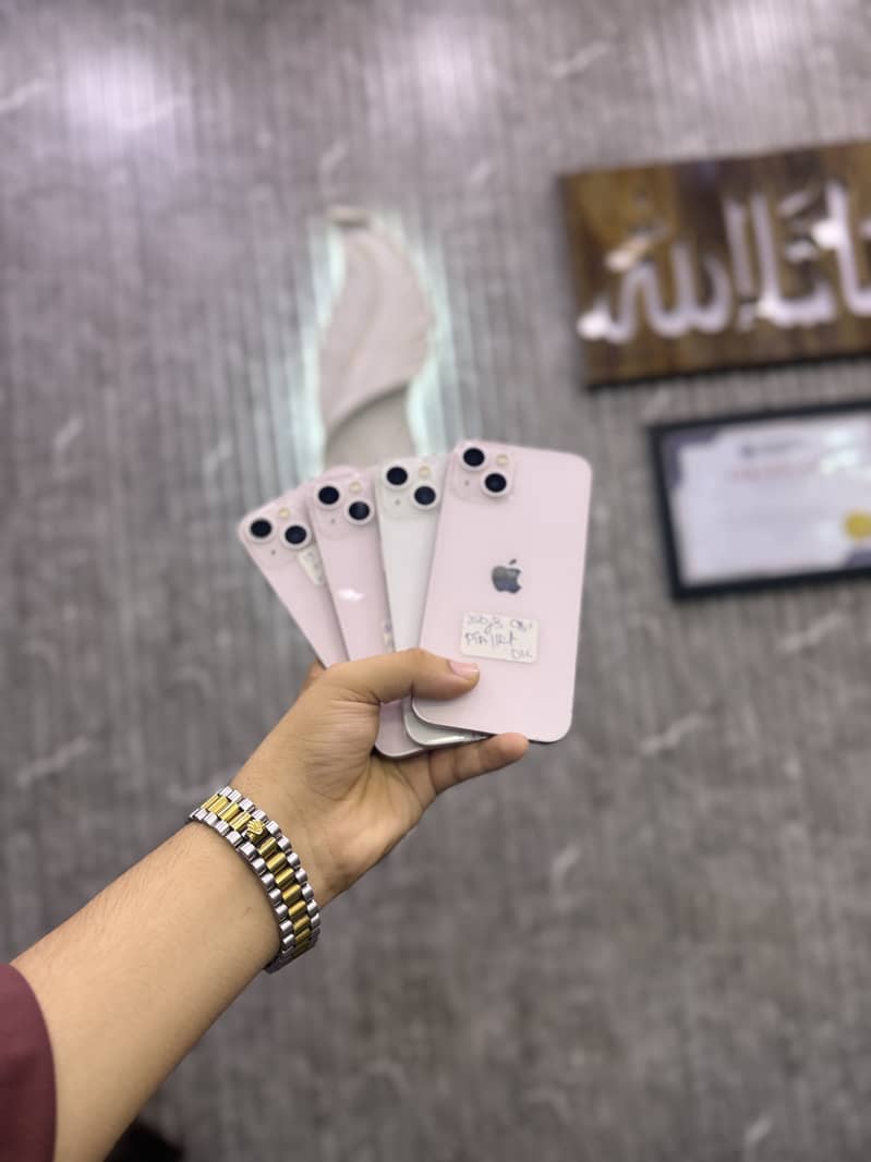 Apple iPhone 13 1