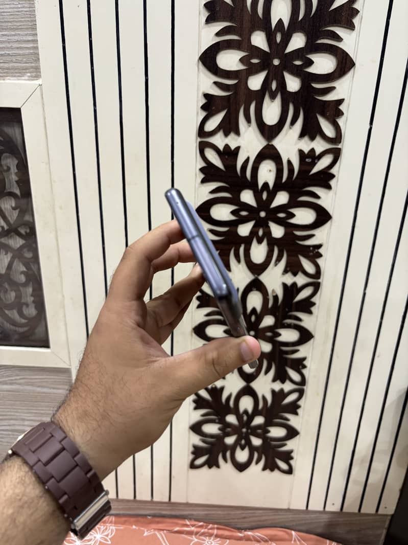 Google Pixel 7 5