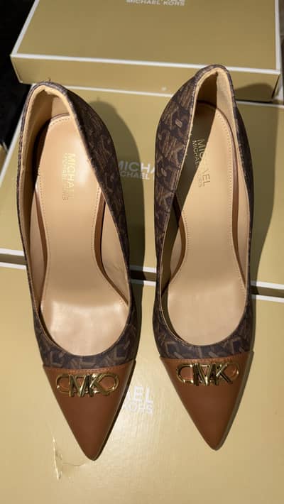 Original Michael Kors Sandals for Sale