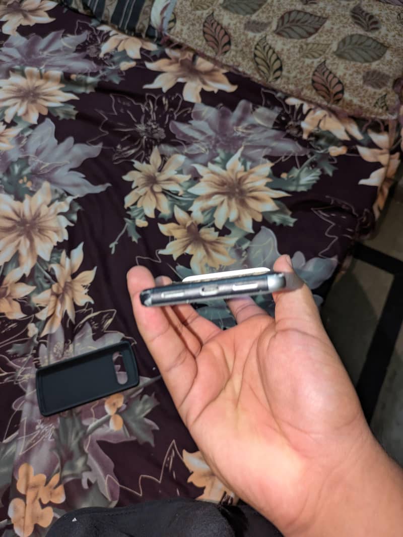 Google Pixel 7 8