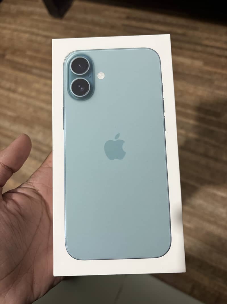 Apple iPhone 16 Plus 1