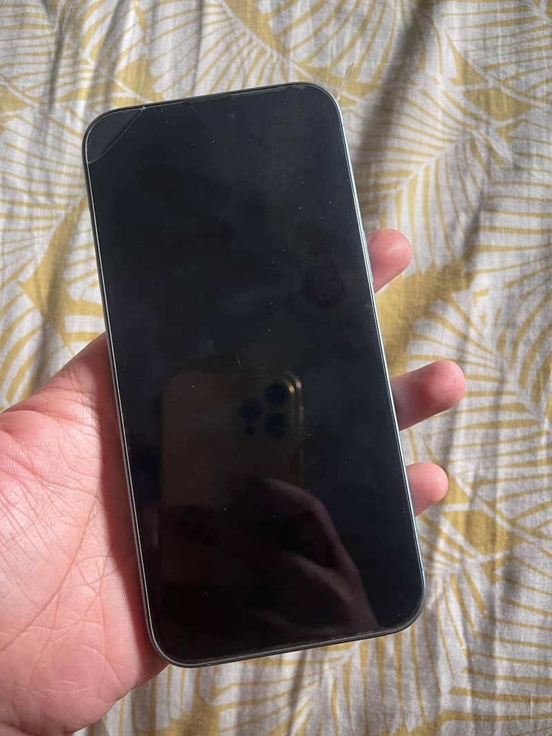 Apple iPhone 16 Plus 6