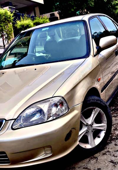 Honda Civic EXi 2000