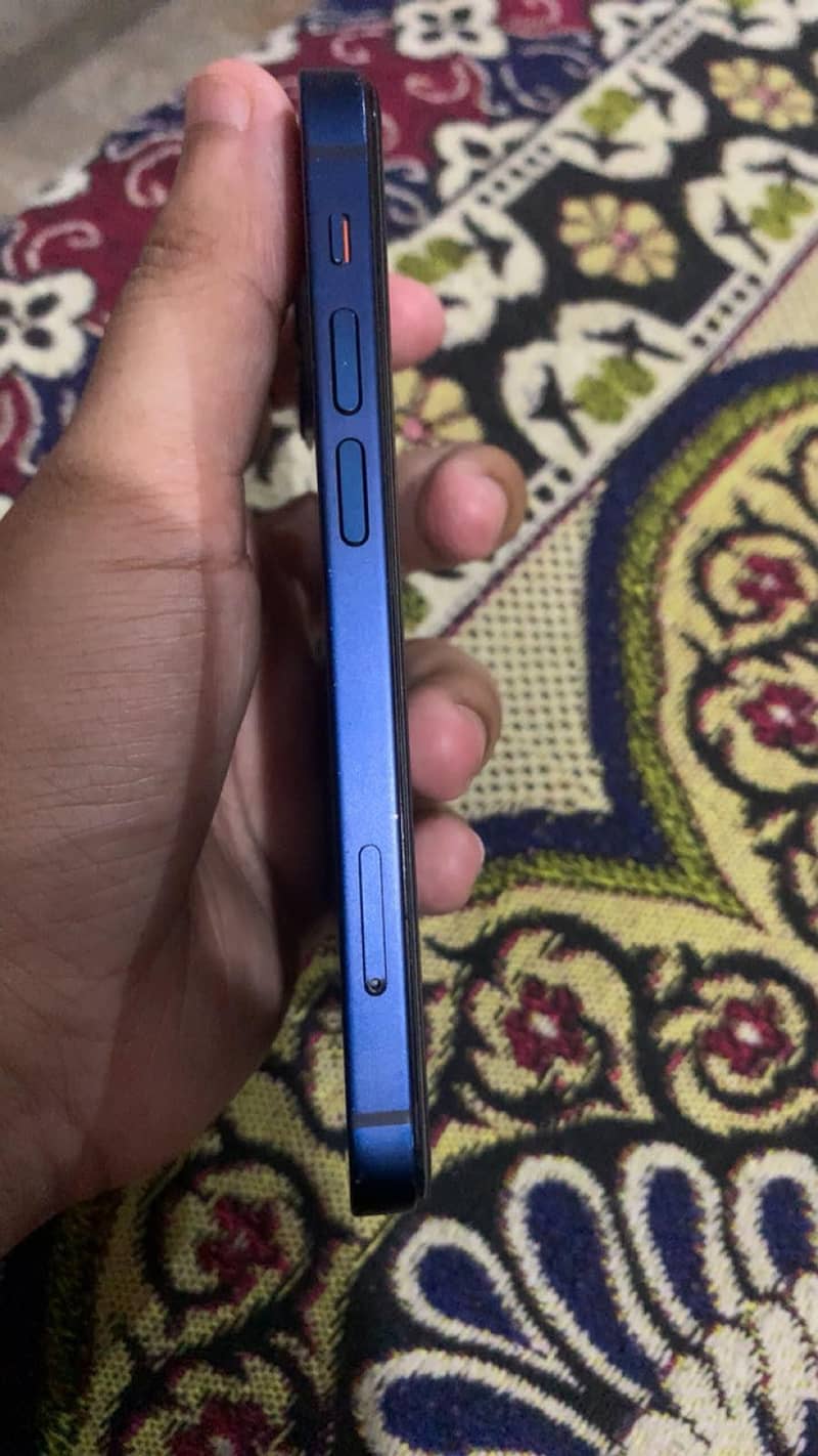 Apple iPhone 12 mini 2