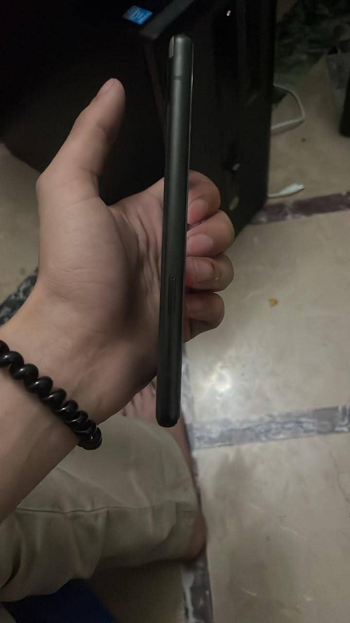 Google Pixel 6a 1