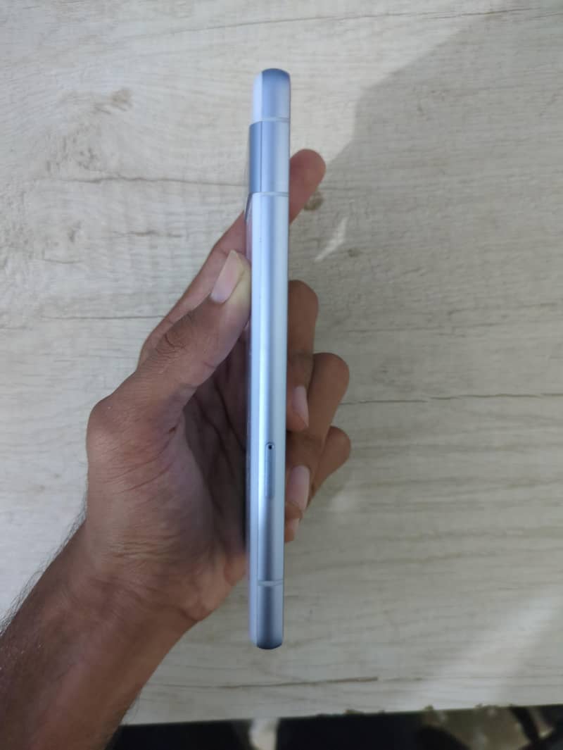 Google Pixel 7a 2