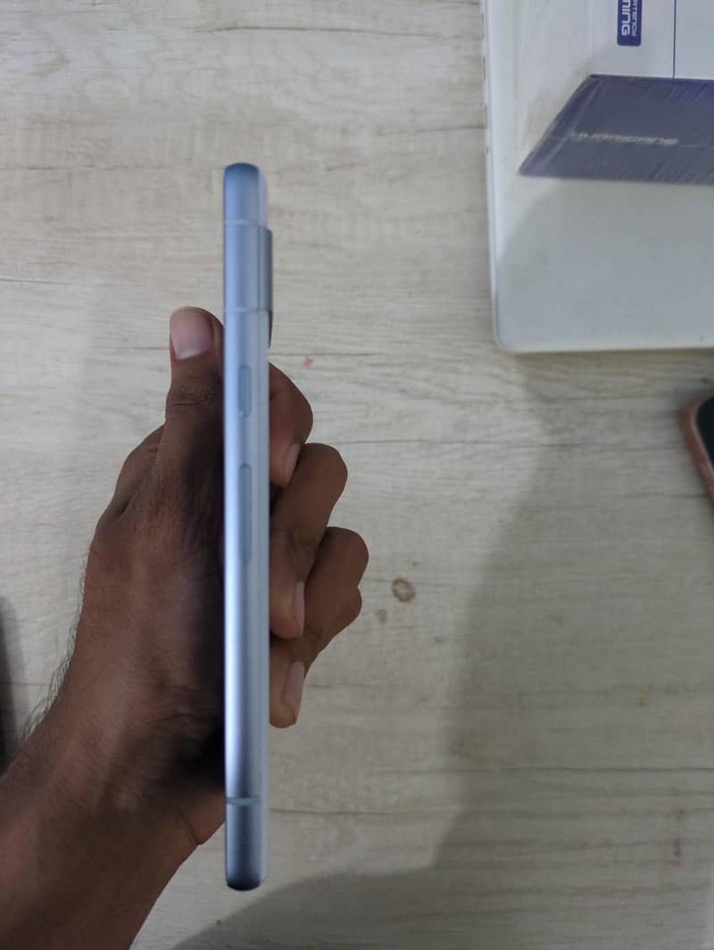 Google Pixel 7a 3