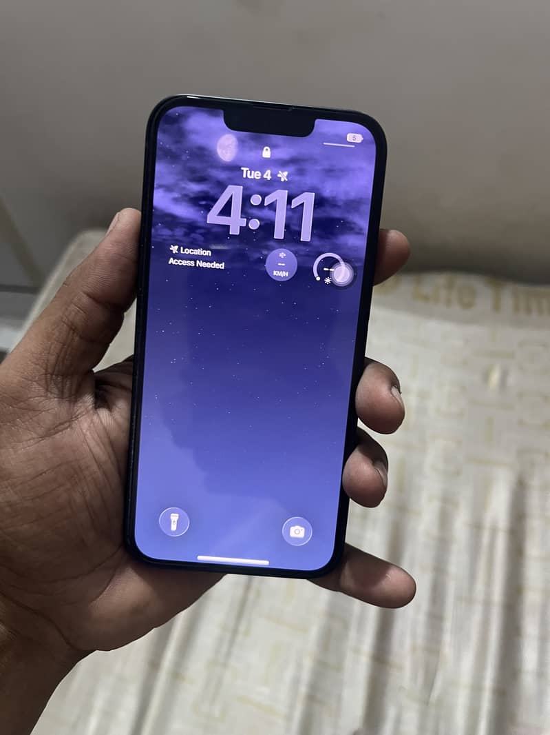 Apple iPhone 14 5