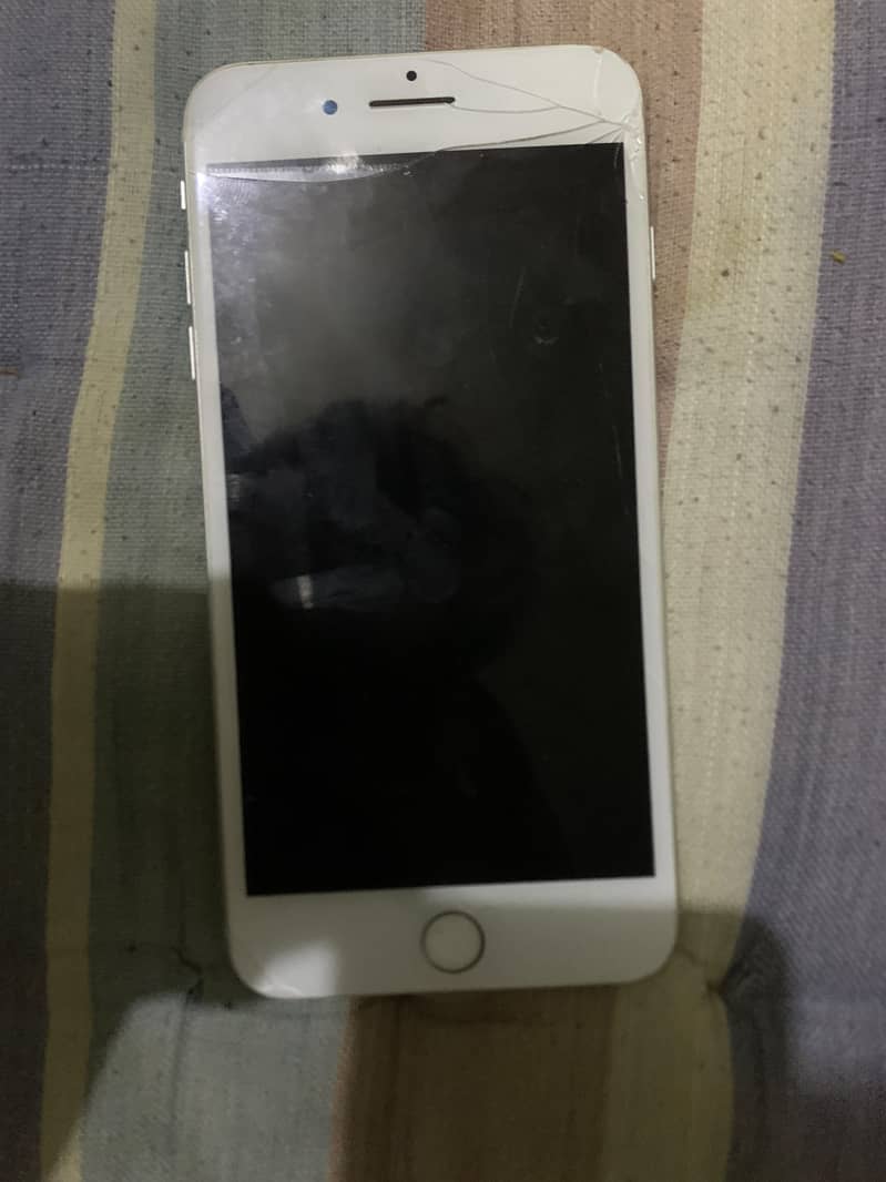 Apple iPhone 7 Plus 1