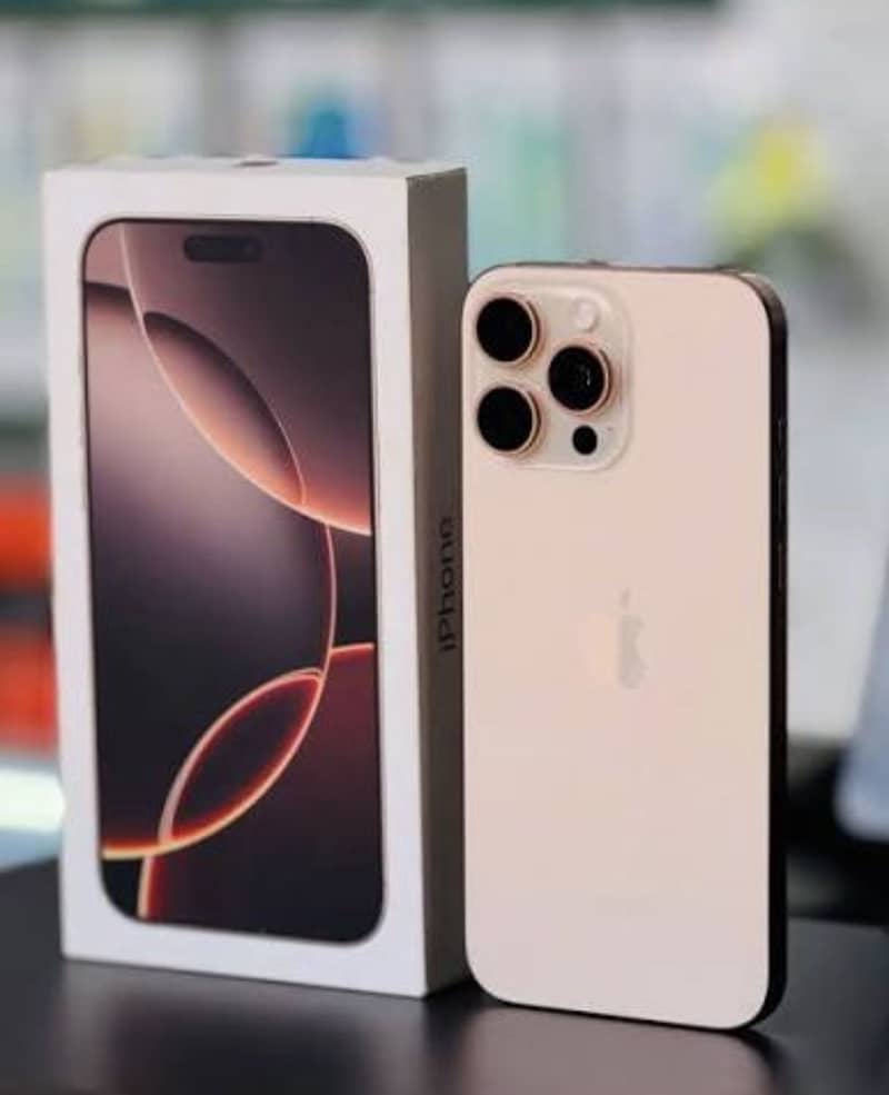 Apple iPhone 16 Pro Max 0