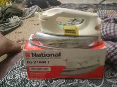 National DE_Luxe Automatic iron