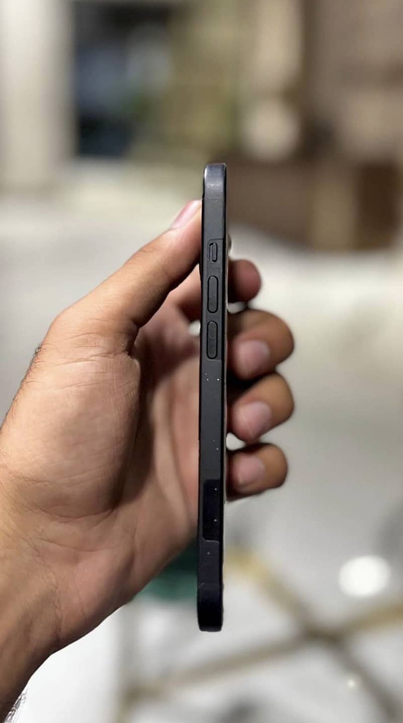 Apple iPhone 15 3