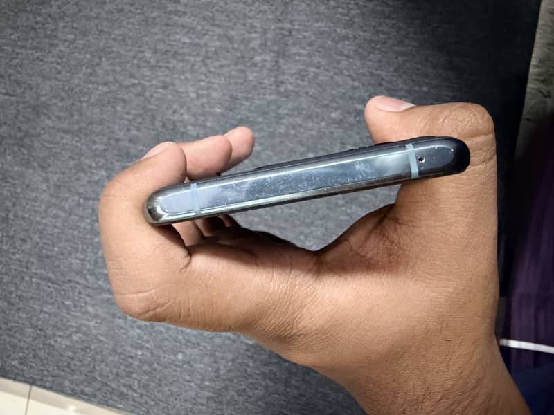 One Plus 10 Pro 6