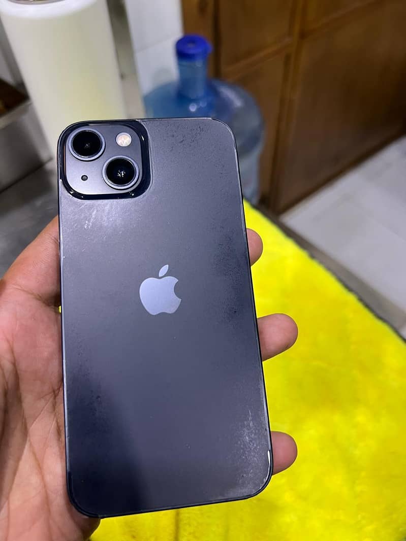 Apple iPhone 13 1