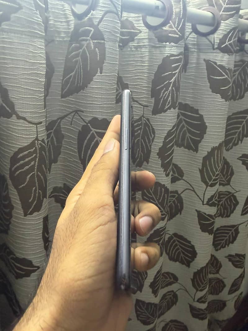 One Plus 10T 3