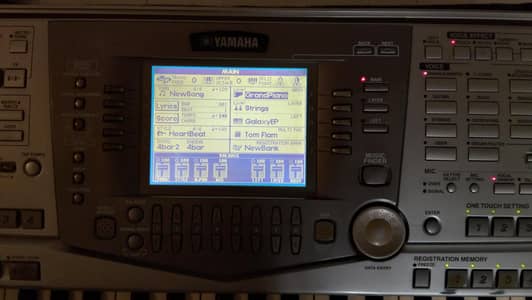 Yamaha PSR 2100