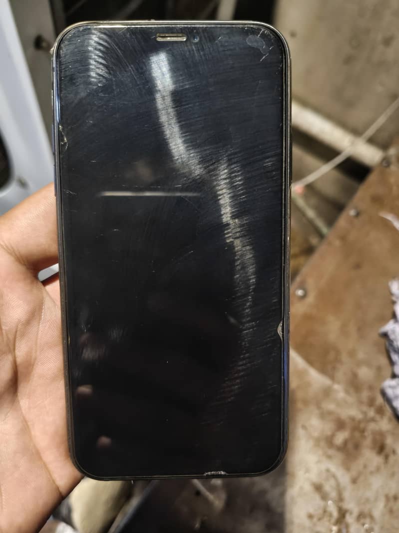 Apple iPhone 11 6