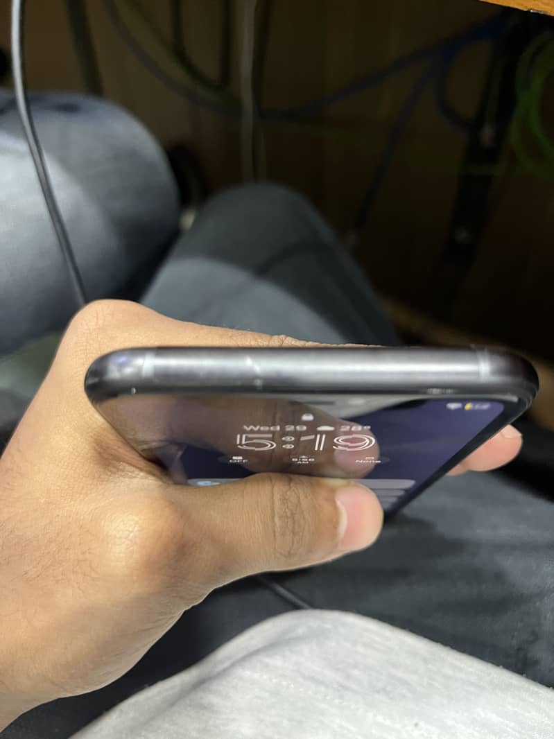 Apple iPhone 11 1