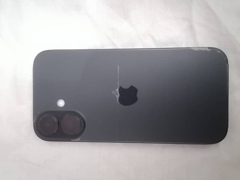 Apple iPhone 16 0
