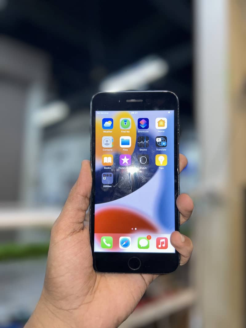 Apple iPhone 7 Plus 2