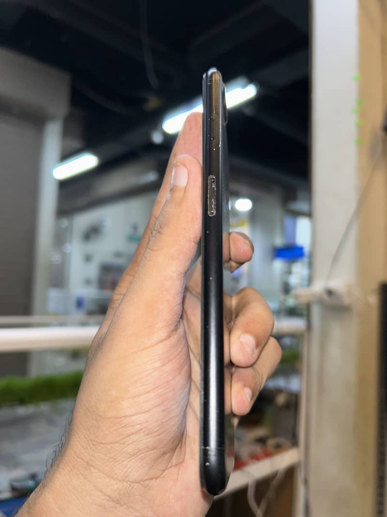 Apple iPhone 7 Plus 4