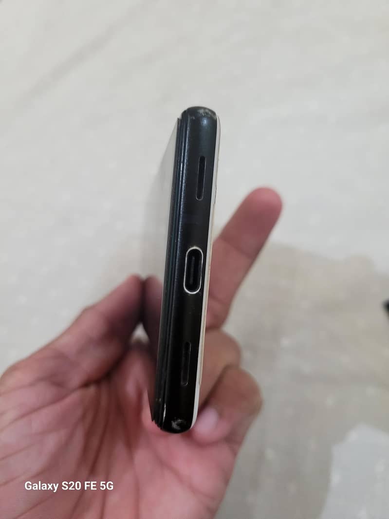 Google Pixel 6a 3