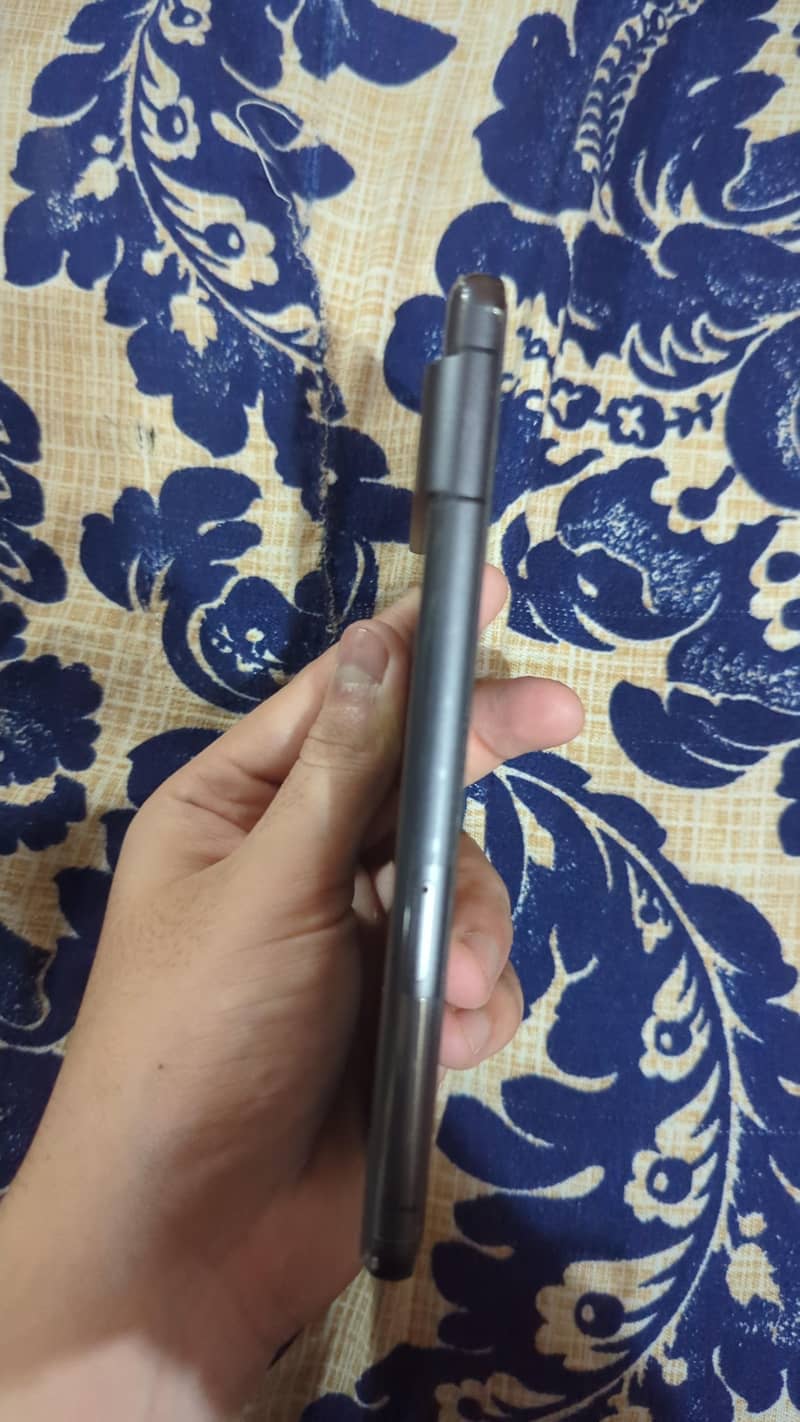 Google Pixel 7 4