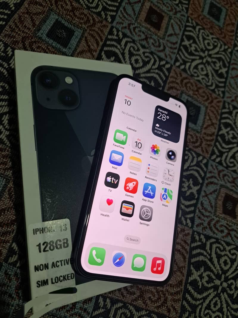 Apple iPhone 13 1