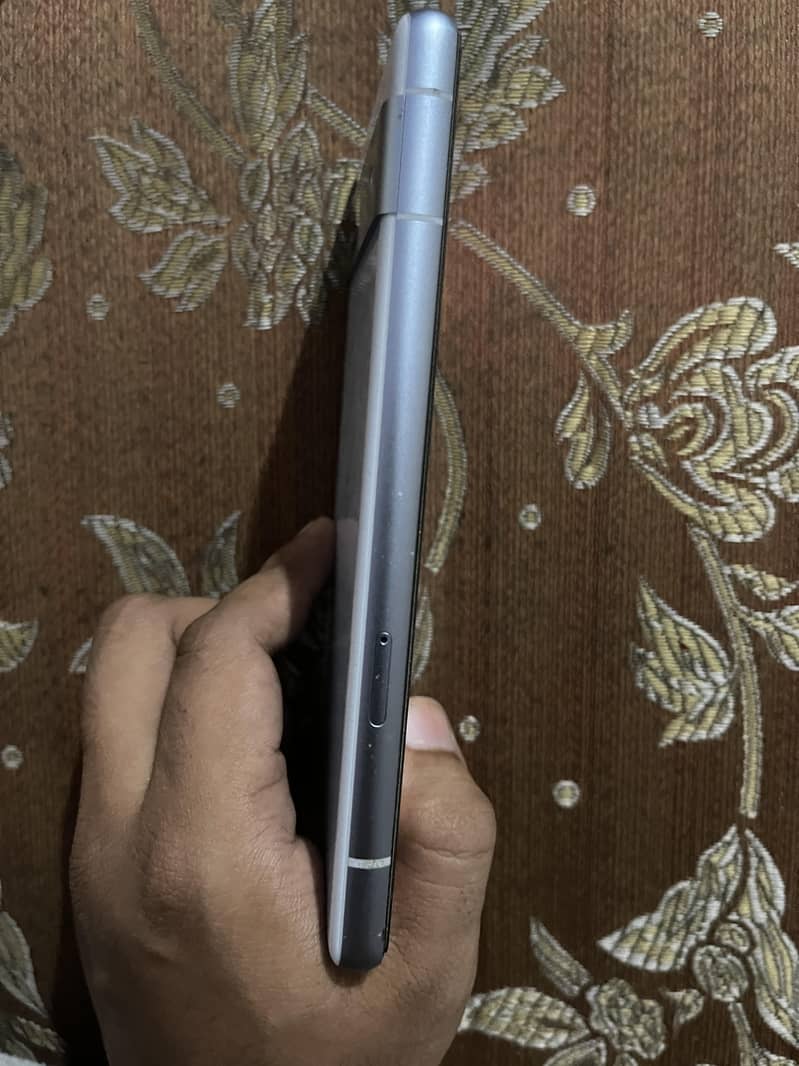 Google Pixel 7a 2