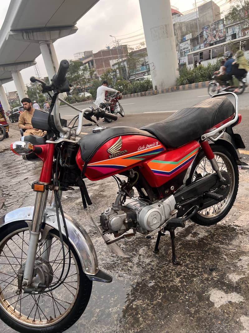 CD 70 2011 Model 2