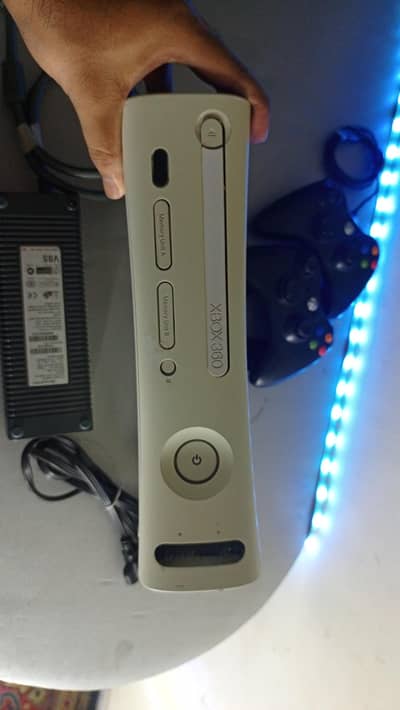 Xbox 360 USA Original jtag with 200 games