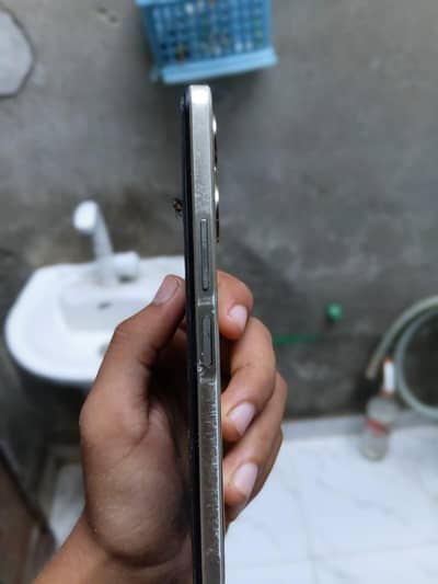 Vivo Y17
